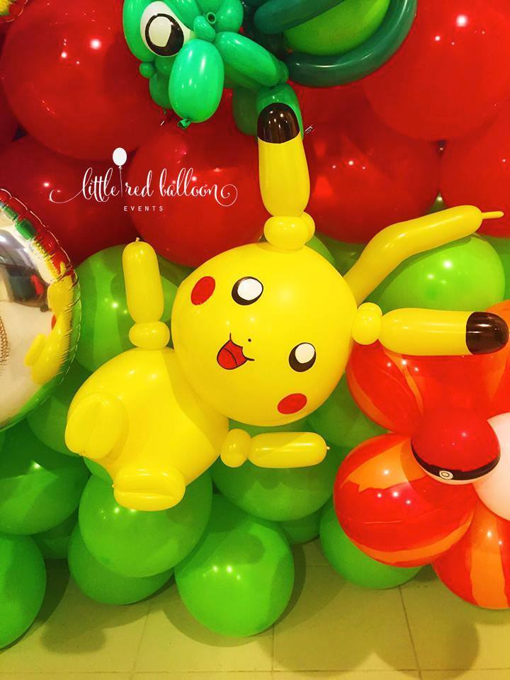 balloon-pokemon-sculpture-pikachu